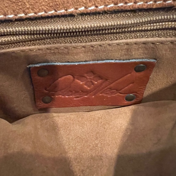 Patricia Nash embossed brown leather Crossbody organizer - Picture 5 of 7